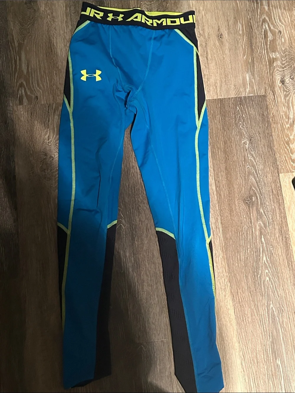 Men’s Under Armour Supervent Tights - Size Small - Picture 1 of 2